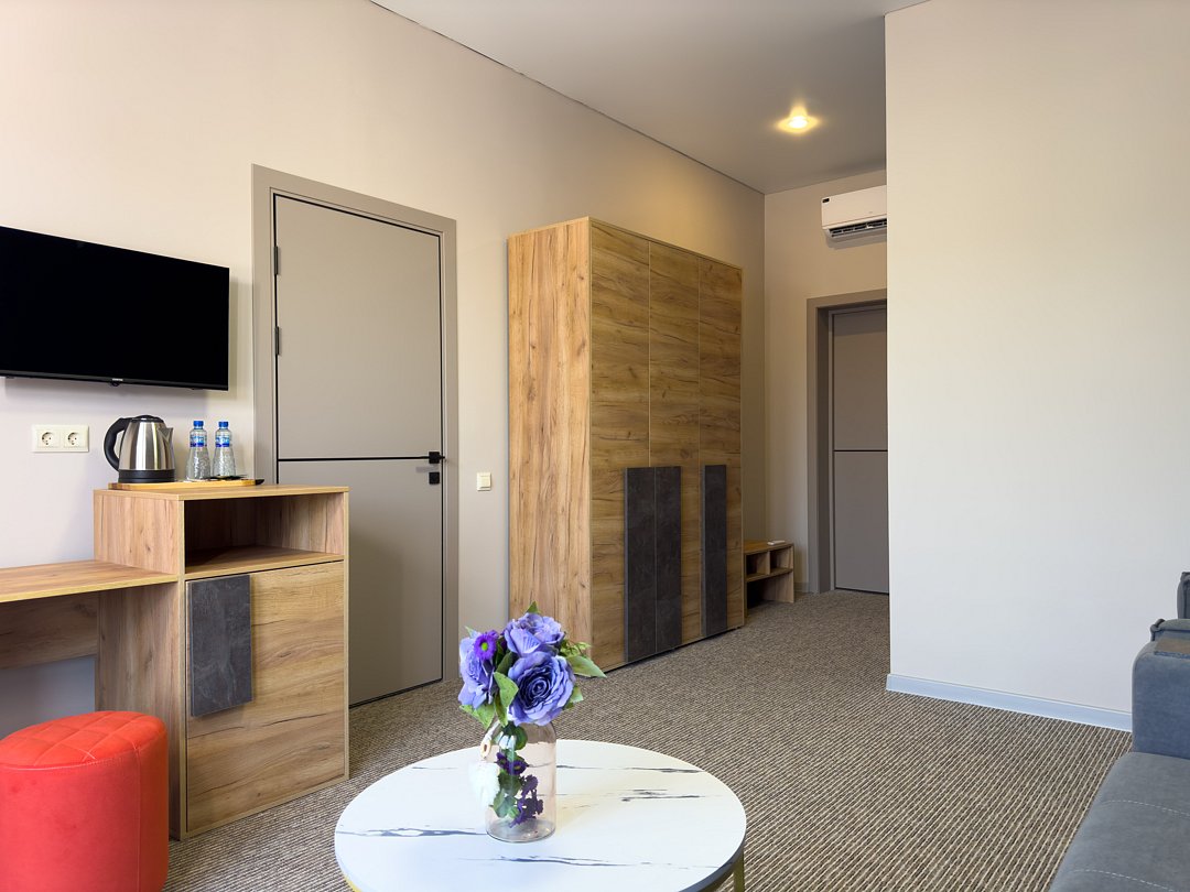 Люкс 2-местный 2-комнатный (корпус 2)