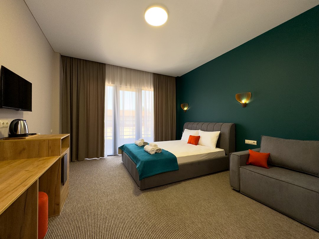 Супериор 2-местный 1-комнатный (с балконом, корпус 2)