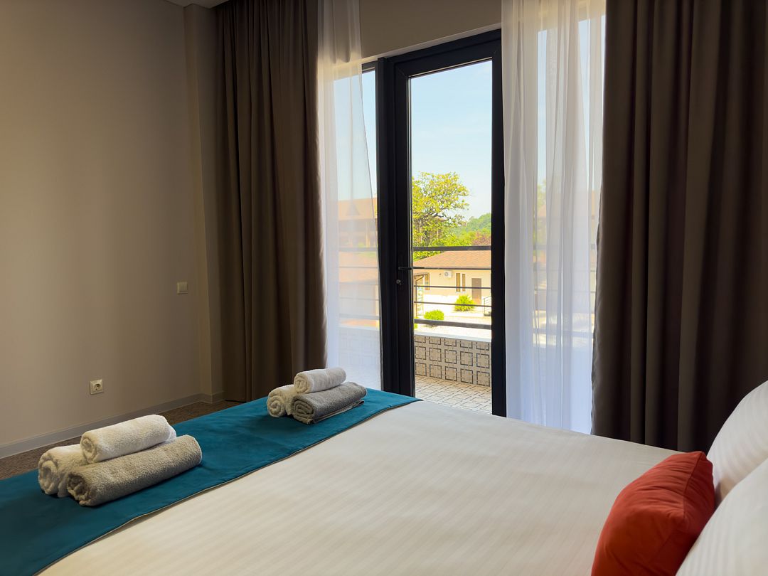 Супериор 2-местный 1-комнатный (с балконом, корпус 2)