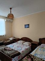 Трёхместный номер Economy рядом с пляжем, Гостевой дом Белый Лотос, Гагра