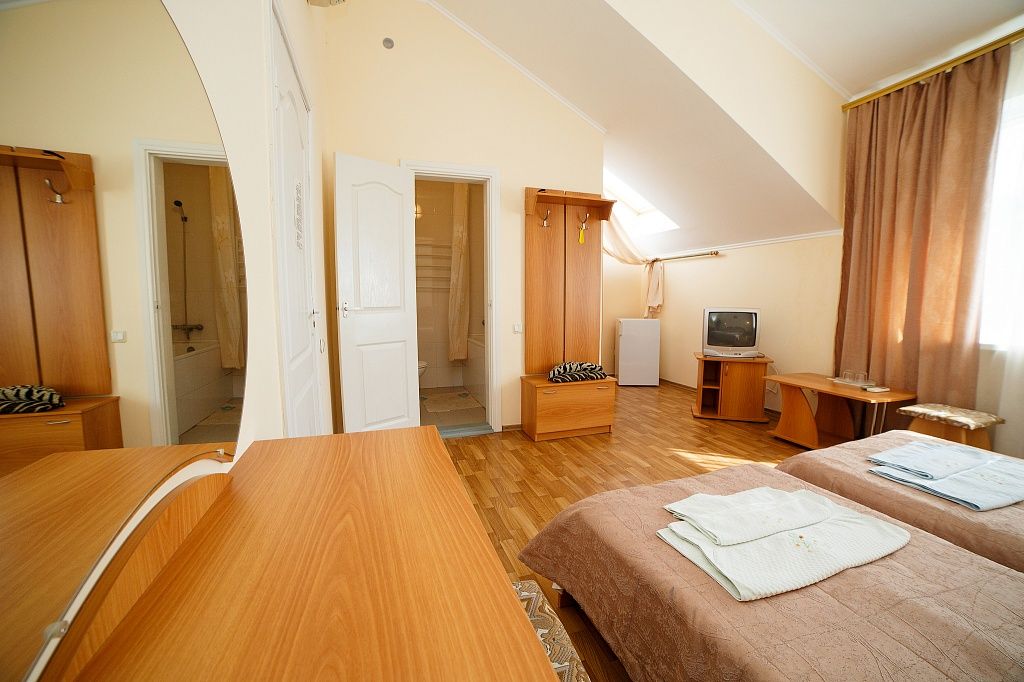 Стандартный 2-местный 1-комнатный (административный корпус 3 категория)