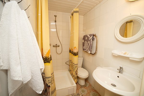 Стандартный 2-местный 2-комнатный (юг корпус 5, 5 категория)