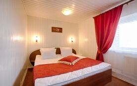 Трехкомнатный с САУНОЙ (двуспальные кровати), Центр активного отдыха Лукоморье, Печоры