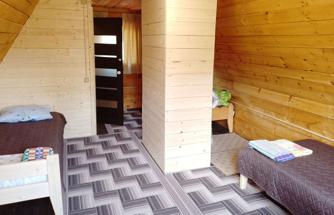 Эконом 3-местный (над баней)