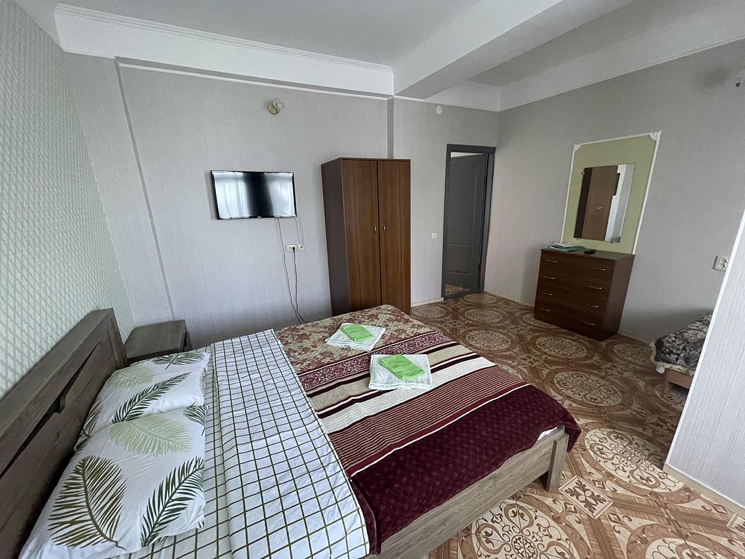 Стандартный 4-местный 1-комнатный