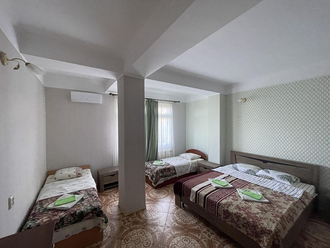 Стандартный 4-местный 1-комнатный