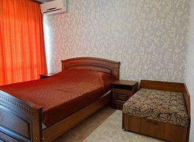 Трёхместный номер Standard, Гостевой дом Династия, Гагра