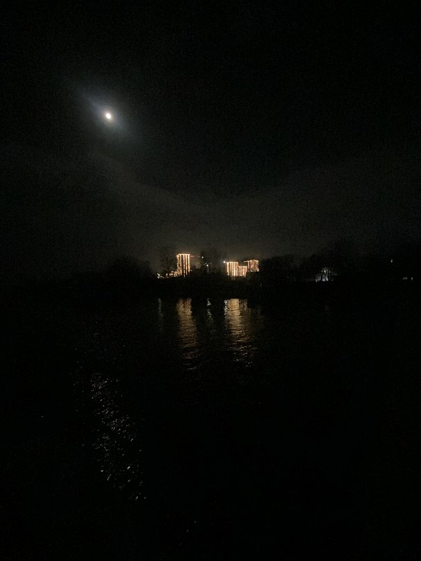 Фото 1 из отзыва о гостиничном комплексе Голубая Волна