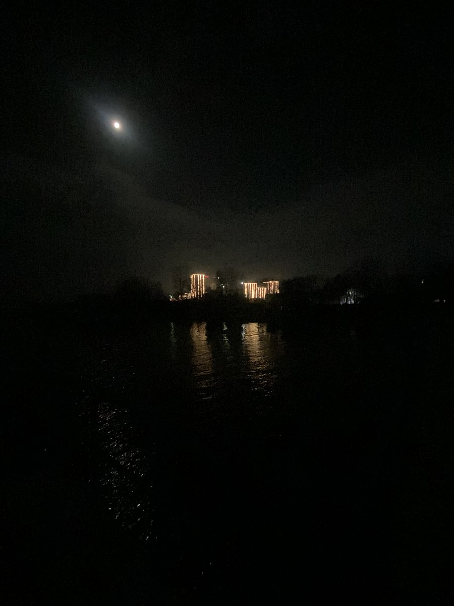 Фото 2 из отзыва о гостиничном комплексе Голубая Волна