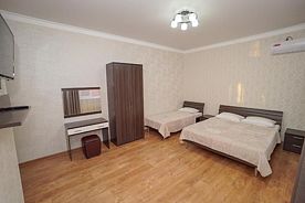 СТ-РТ 3х мест вид на мор 3 эта, Гостевой дом Анна-Мария, Лоо