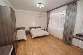 Ст-т 3 местный вид на горы 3 э, Гостевой дом Анна-Мария, Лоо