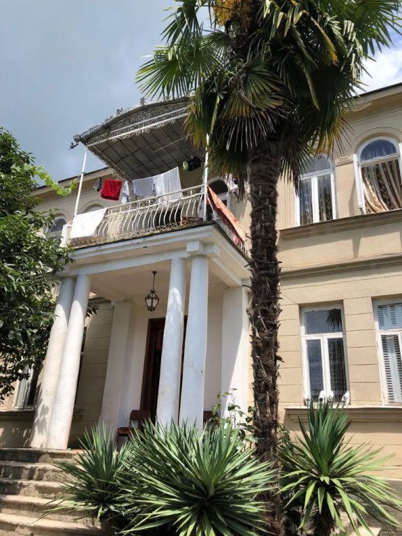 Частный дом В гостях у Заура, Сухумский район, Сухум , Абхазия