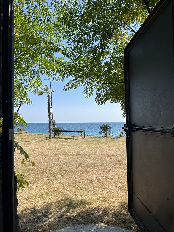 Гостевой дом на Чачхалия 46, Сухум, Сухумский район