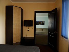 Двухкомнатный номер с собственной ванной комнатой, Гостевой дом Терраса на Терской, Анапа