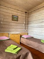 Стандартный номер с 2 отдельными кроватями и балконом, Гостевой дом Гавань Листвянка, поселок Листвянка