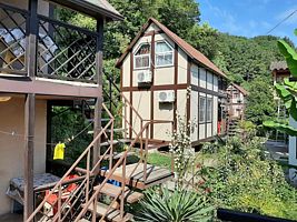 Коттедж Дуплекс с балконом и рядом с пляжем, Гостевой дом Sea Breeze, Лдзаа