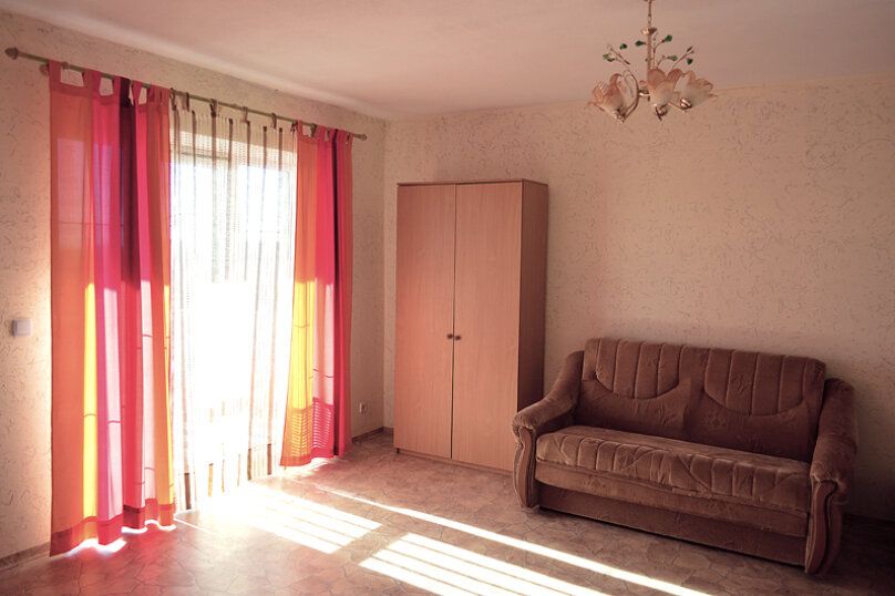 Студио 6-местный 1-комнатный