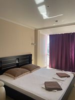 Четырёхместный номер Comfort с 2 комнатами с красивым видом из окна, Гостевой дом Sunshine, Сухум