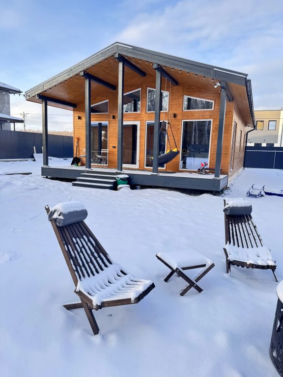 Частный дом Пpоcтopный с Панорaмными Окнaми и Кpacивым Видом, Сосновский район, Челябинская область