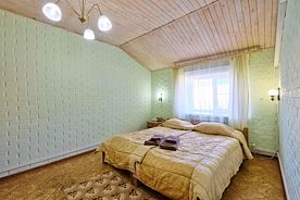 Двухместный полулюкс с 2 комнатами двуспальная кровать, Охотничье-рыболовная база Сафари Парк, деревня Гамзюки