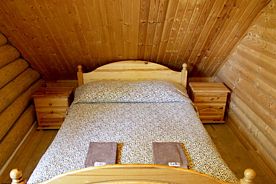 Четырёхместное Изба Флигель с красивым видом из окна, Охотничье-рыболовная база Сафари Парк, деревня Гамзюки