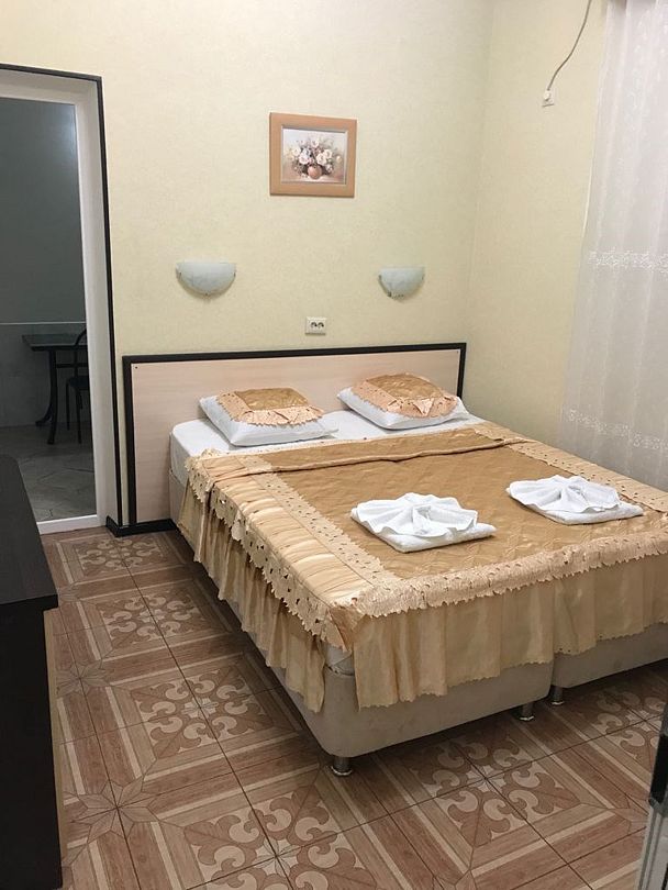 Семейный 4-местный 2-комнатный (с кухней)