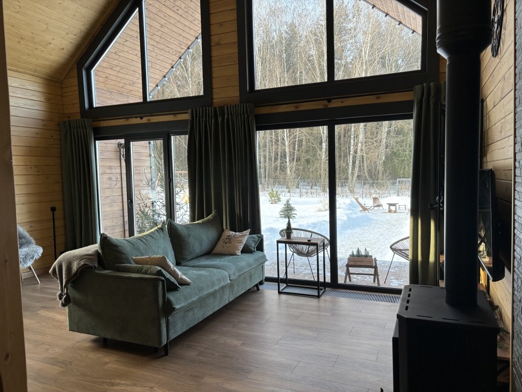 Дом с Камином и Панорамными Окнами, Калужская область: фото 4