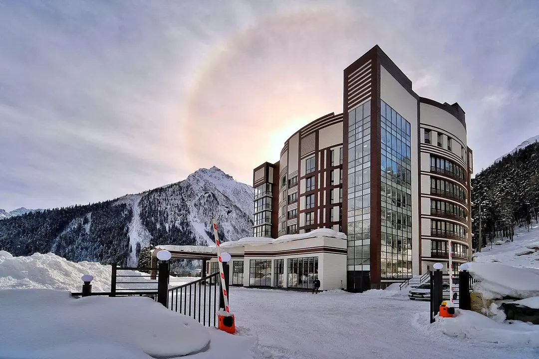 Отель Cosmos Selection Dombay Diamond Hotel (Космос селектион домбай диамонд отель), Республика Карачаево-Черкесия, Домбай 