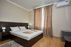 2-x местный стандарт, Гостевой дом Rising Star, Алахадзы