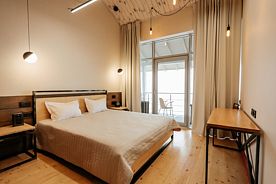 Семейный полулюкс с красивым видом из окна, Гостевой дом 1950, Алагирский район