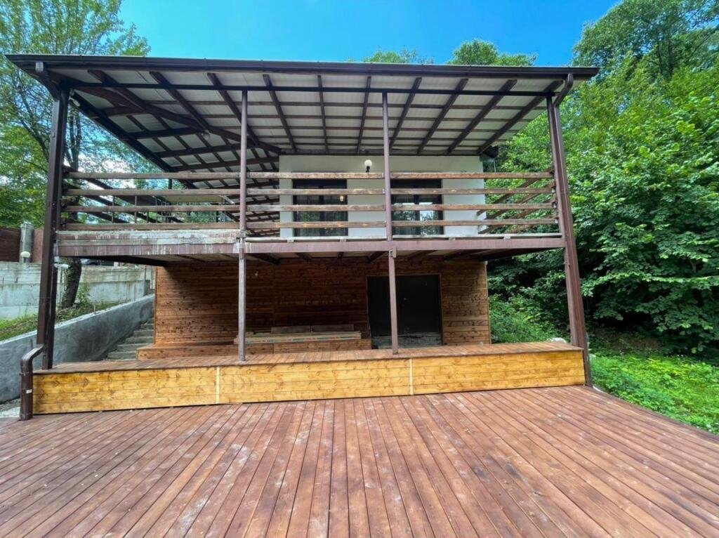 Загородный дом у подножия горы, Владикавказ, Республика Северная Осетия (Алания)