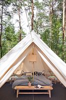 Тент с красивым видом из окна, Глэмпинг Лес и море, Калязинский район