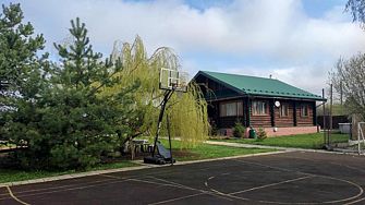 Dacha V Zavidove Guest House