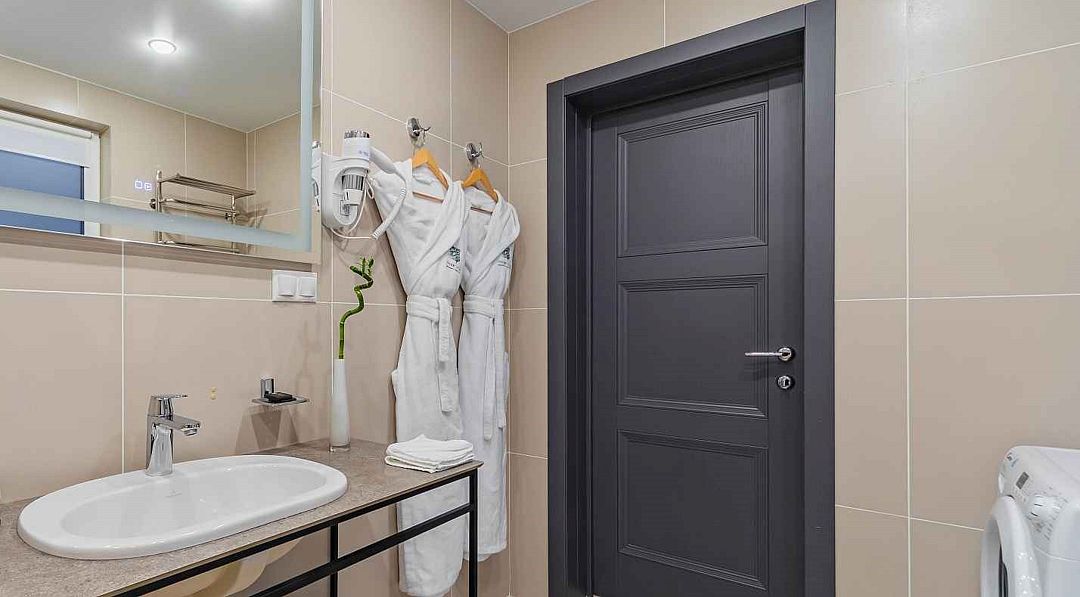 Коттедж 4-местный 3-комнатный (Forest Le Petit BBQ, с купелью)