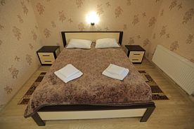 Двухместный номер Comfort с балконом и с красивым видом из окна двуспальная кровать, База отдыха Сириус-Азау, Поляна Азау