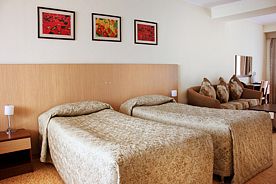 Junior Suite 3-местный 1-комнатный, Центр отдыха Каприз , Бактуу-Долоноту