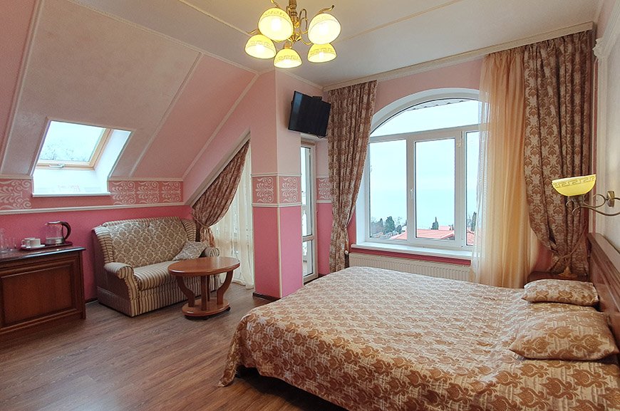 Люкс 4-местный 2-комнатный