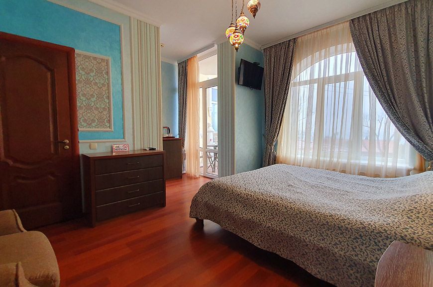 Стандартный 2-местный (вид в сторону моря)