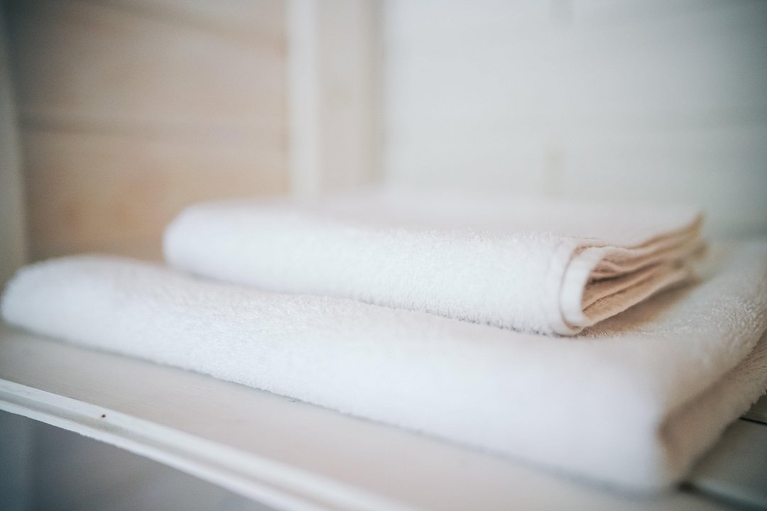 Коттедж 2-местный 1-комнатный (Лесной домик)