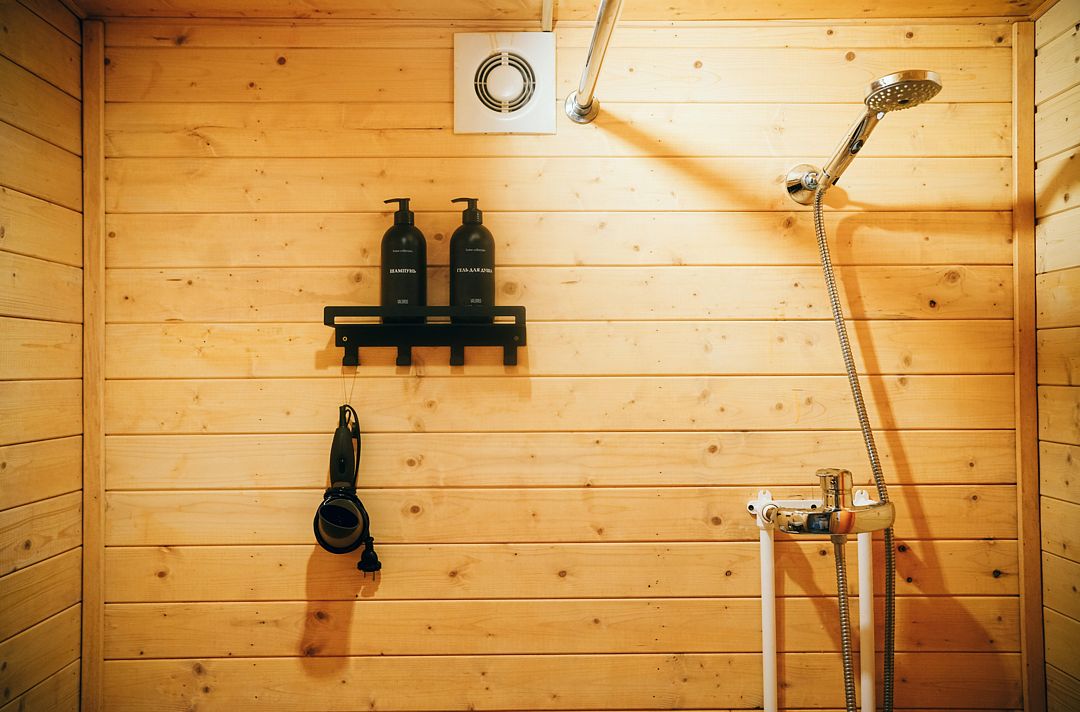 Коттедж 2-местный 1-комнатный (Лесной домик)