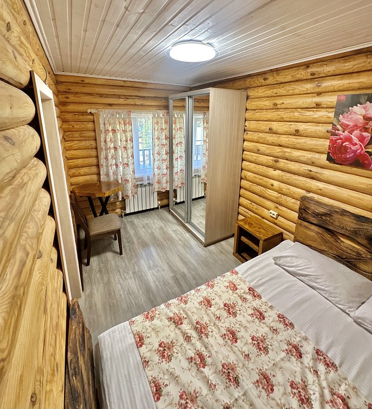 Коттедж 4-местный