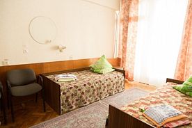 Стандарт 3-местный корпус 5 с видом на парк, Центр отдыха Профессорский уголок, Алушта