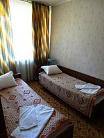 Двухместный семейный номер Superior с балконом 2 отдельные кровати, База отдыха Сокол, Осташковский район