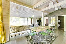 Шестиместный семейный коттедж, Гостевой дом Edimonovo Village, деревня Едимоново