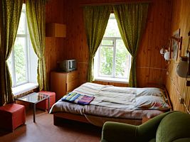 Двухместный номер #12 c 1 комнатой двуспальная кровать, База отдыха Стерж, Осташковский район