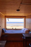 Двухместный номер Standard с видом на море двуспальная кровать, Глэмпинг Яндова Губа. Тайники Севера, Северодвинск