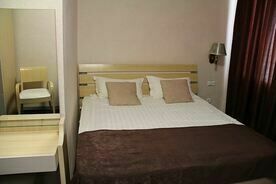 Полулюкс, Гостевой комплекс Жемчужина, Актогайский