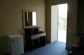 Семейный трёхместный, Гостевой комплекс Жемчужина, Актогайский