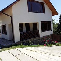 Двухэтажный дом с собственной кухней Номера домов: 18, Гостевой дом Ковчег, Лдзаа