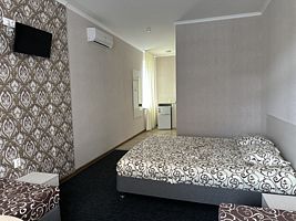 4-х местный стандарт с балконо, Гостевой дом Морской, Архипо-Осиповка